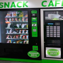 Cores Vending máquina de snacks y café